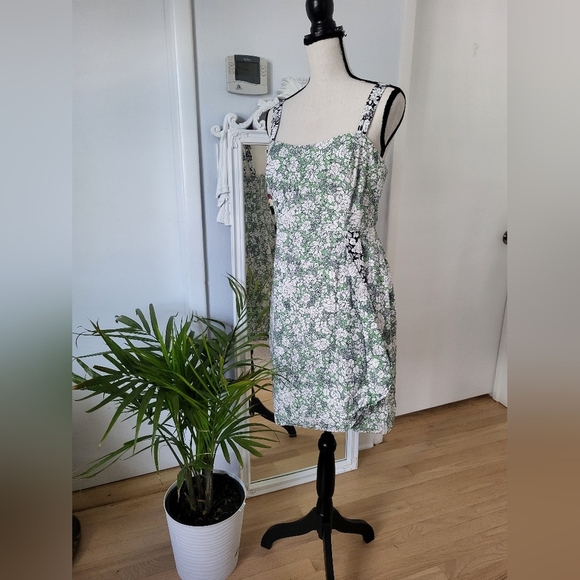 Anthropologie/Maeve Floral Green and White Dress - Picture 6 of 10
